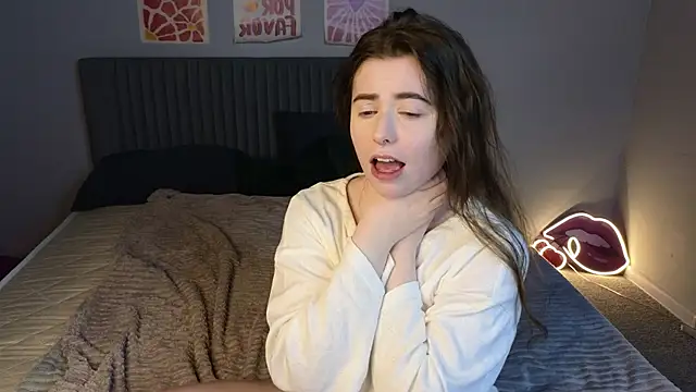 LovingWhisperr online show from February 2026 06:26:01 AM