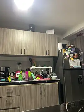 Emma Sanz   online show from April 2026 11:24:01 AM