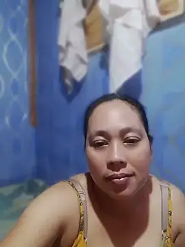 May Bombs online show from April 2026 09:48:02 PM