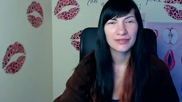 Snapshot of Rosalinda_ro chatting on May 2026 06:18:02 AM Rosalinda ro online show from May 2026 06:18:02 AM