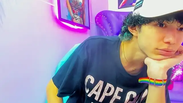 thanier 18 online show from February 2026 07:50:02 PM