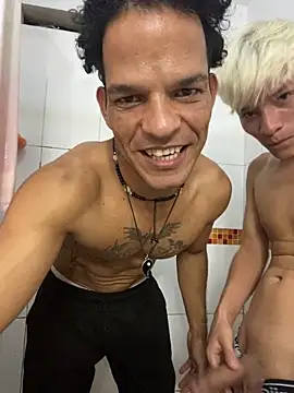 Snapshot of MaxyRyan chatting on March 2026 05:24:01 AM MaxyRyan online show from March 2026 05:24:01 AM