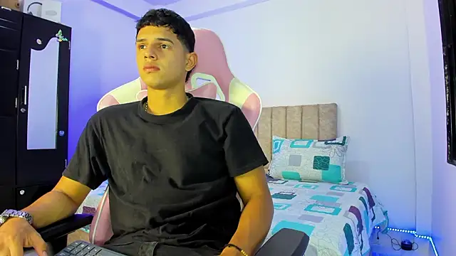 Snapshot of Adrian_Prime_ chatting on March 2026 06:47:01 PM Adrian Prime online show from March 2026 06:47:01 PM