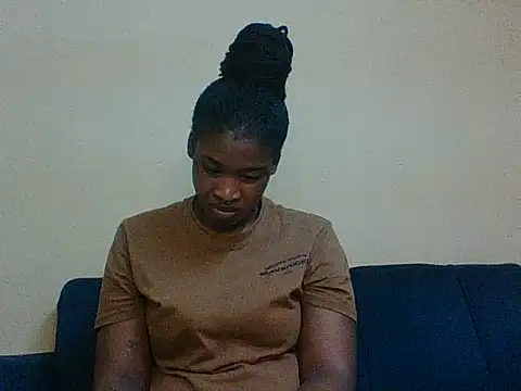 Juicylipss88 online show from February 2026 02:36:01 PM