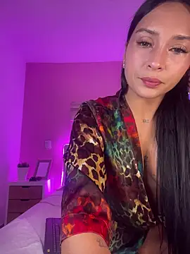 SofiaSiren online show from March 2026 02:04:02 AM