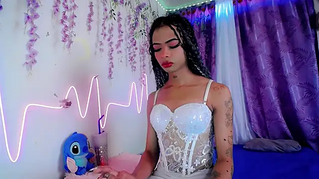 DahliaGill online show from July 2026 01:59:01 PM