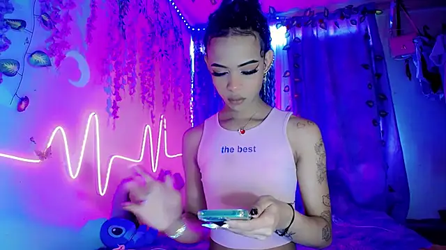 DahliaGill online show from July 2026 04:12:02 PM
