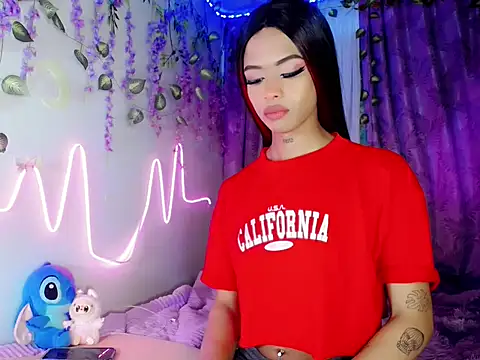 DahliaGill online show from August 2026 11:07:02 PM