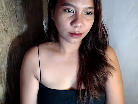 KristinaValerie22 online show from March 2026 03:24:01 AM