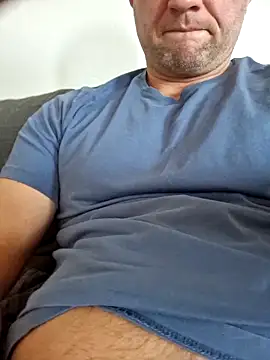 Snapshot of Tommyzzzzzz chatting on May 2026 03:17:01 PM Tommyzzzzzz online show from May 2026 03:17:01 PM