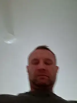 Snapshot of Tommyzzzzzz chatting on May 2026 02:23:02 PM Tommyzzzzzz online show from May 2026 02:23:02 PM