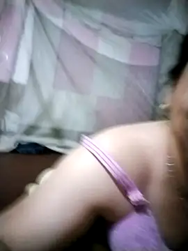 Erika--006 online show from April 2026 07:18:02 PM