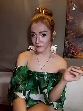 Snapshot of GeorginaLove09 chatting on June 2026 01:37:01 PM GeorginaLove09 online show from June 2026 01:37:01 PM