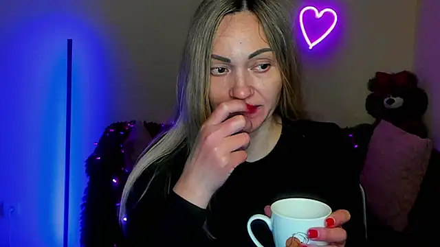 BlondMikey22 online show from April 2026 05:29:01 PM