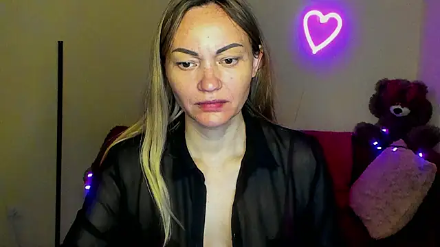 BlondMikey22 online show from June 2026 11:23:01 AM
