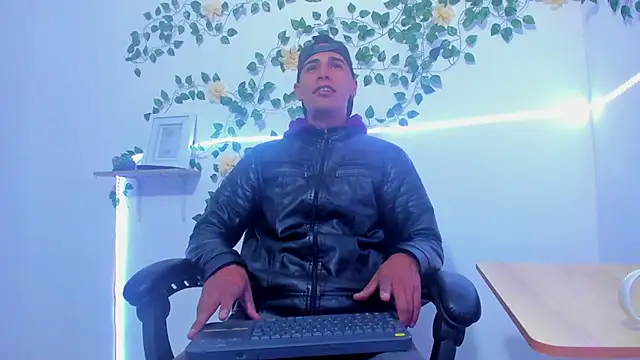 Andrey santamaria online show from February 2026 02:36:01 PM