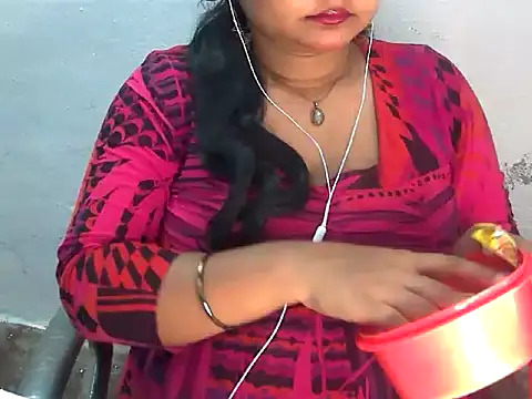 Snapshot of Saniya_K2 chatting on July 2026 05:20:01 PM Saniya K2 online show from July 2026 05:20:01 PM