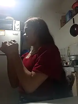 Wildcam21 online show from February 2026 07:15:01 AM