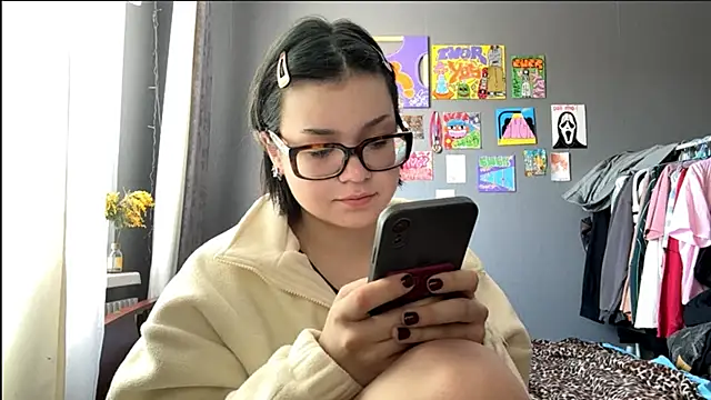 AngelLune online show from March 2026 09:48:01 AM