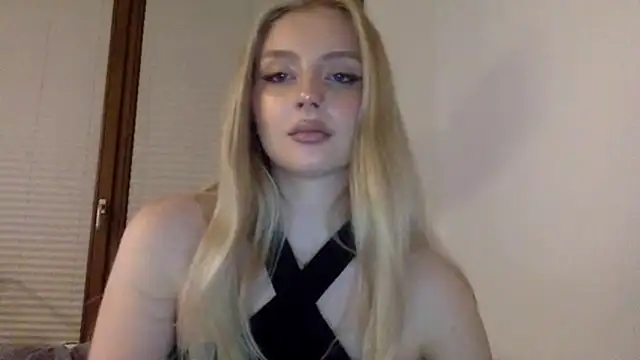 MayaWetDream online show from April 2026 06:20:01 PM