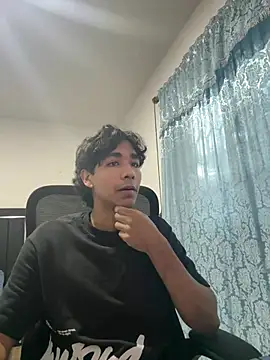 Pedestal diamant online show from March 2026 10:38:01 PM