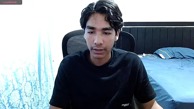 Pedestal diamant online show from April 2026 08:23:01 PM