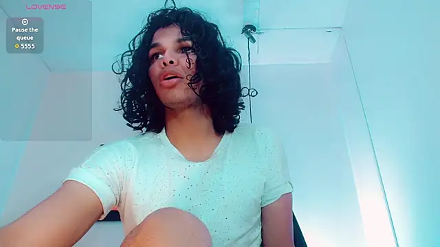 Zonce shimer online show from February 2026 03:26:01 AM