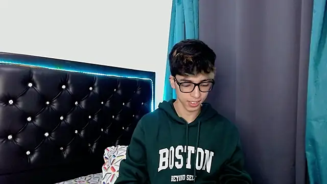 gabriel x18 online show from February 2026 05:29:01 AM