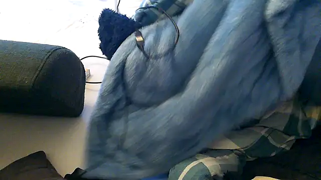 Snapshot of WildundJung chatting on February 2025 11:36:02 PM WildundJung online show from February 2025 11:36:02 PM