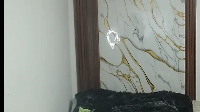 valen ros online show from March 2026 07:59:01 AM