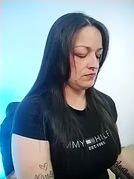 Ivanna Greey1 online show from February 2026 09:00:02 PM