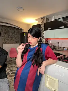 EmilyAndAndrew online show from April 2026 03:38:01 AM