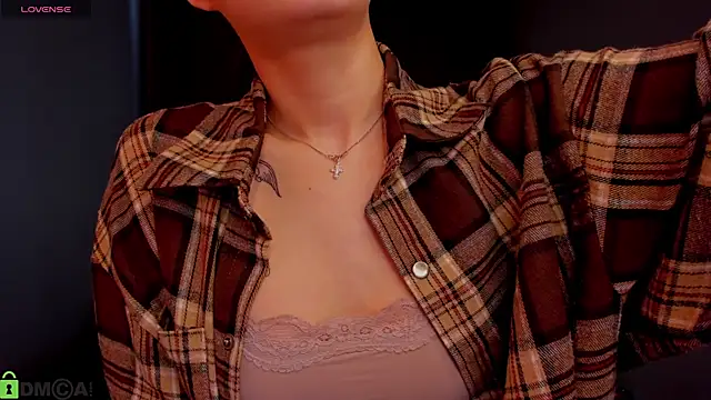  Kiki angel  online show from April 2026 01:33:01 AM