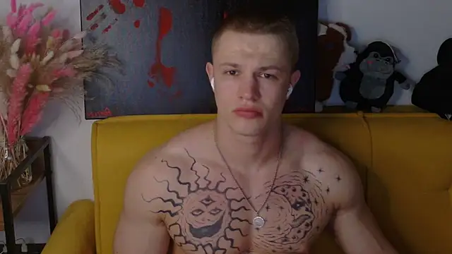 SterlingNoir online show from April 2026 09:04:02 PM