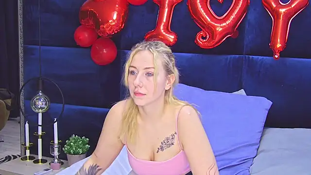 LovelyMiley online show from February 2026 12:36:01 PM