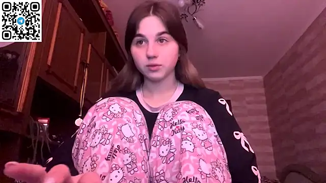 Snapshot of LovelySilk_63 chatting on February 2026 08:32:01 AM LovelySilk 63 online show from February 2026 08:32:01 AM