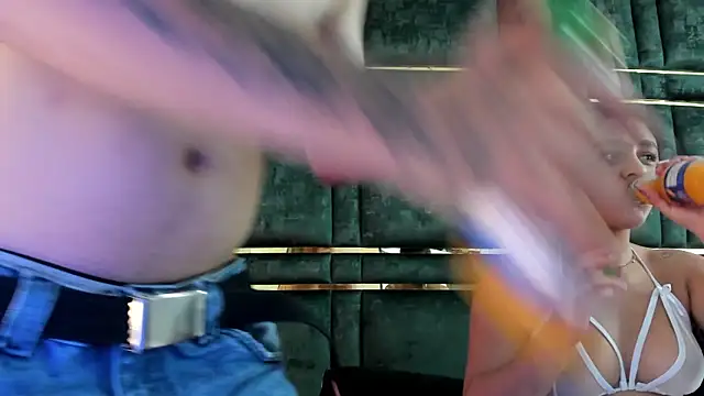 GaelyCoral online show from April 2026 03:02:01 PM