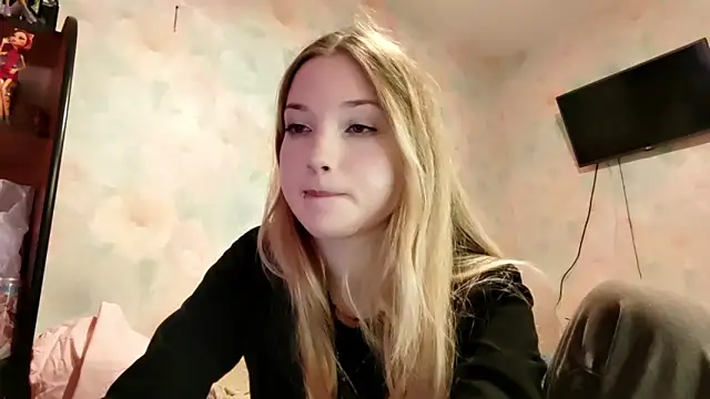 TiaBIanks online show from April 2026 09:42:02 AM