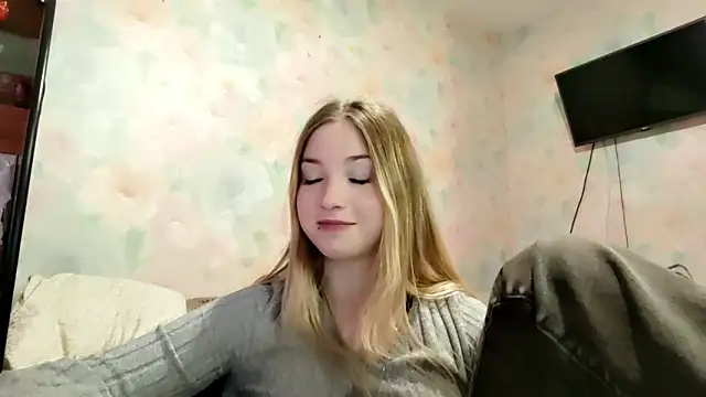 TiaBIanks online show from April 2026 06:49:01 AM