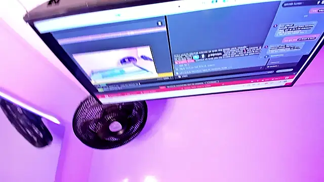 Madison Rosee online show from February 2026 11:21:01 AM