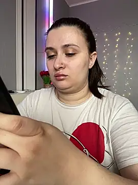 lipsi vikki online show from February 2026 08:11:02 AM