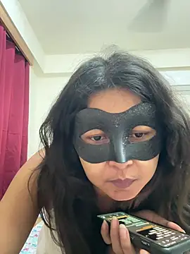 raavigirl online show from April 2026 07:22:02 PM