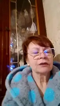 SophieBurns online show from February 2026 02:22:02 PM