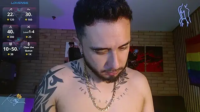 dave wolf7 online show from April 2026 06:44:01 AM