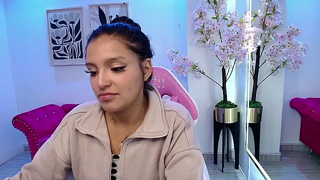 Amy whitney online show from March 2026 03:36:01 AM