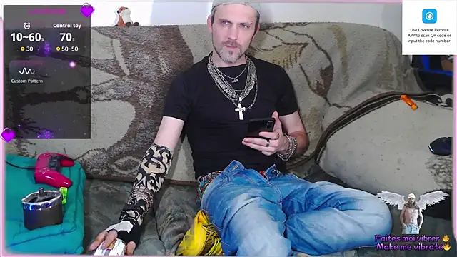 SwatRocShy online show from April 2026 06:20:01 PM