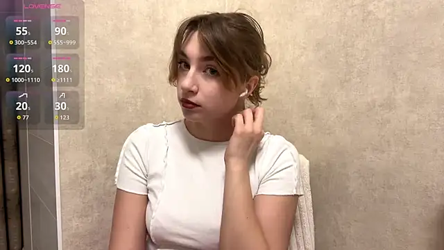 ElliKrovel online show from March 2026 04:08:01 AM