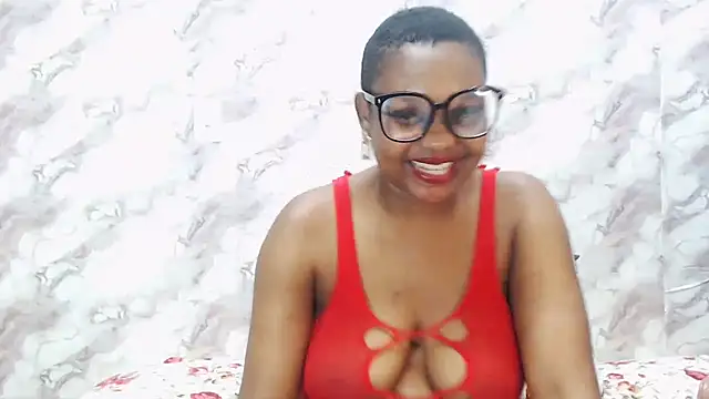 Snapshot of CrystalMelaninXX chatting on April 2026 08:20:01 PM CrystalMelaninXX online show from April 2026 08:20:01 PM