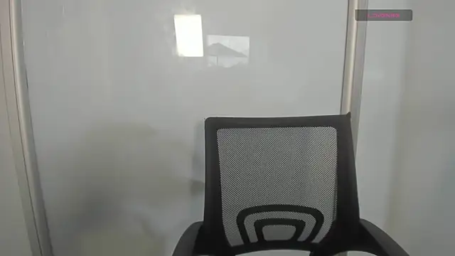 Emily Harpeer online show from April 2026 11:53:02 AM