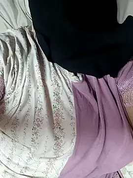 Warda Egy online show from April 2026 02:11:02 PM